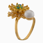 Shoucka Women’s Gold Flower Ring