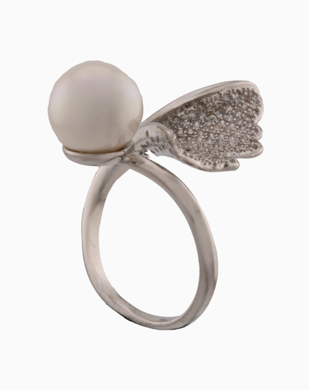shoucka Pearly Ginkgo Leaf Ring | Silver-Plated & Adjustable