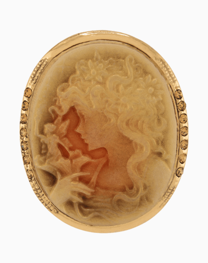 `Shooka Classic Cameo Brooch