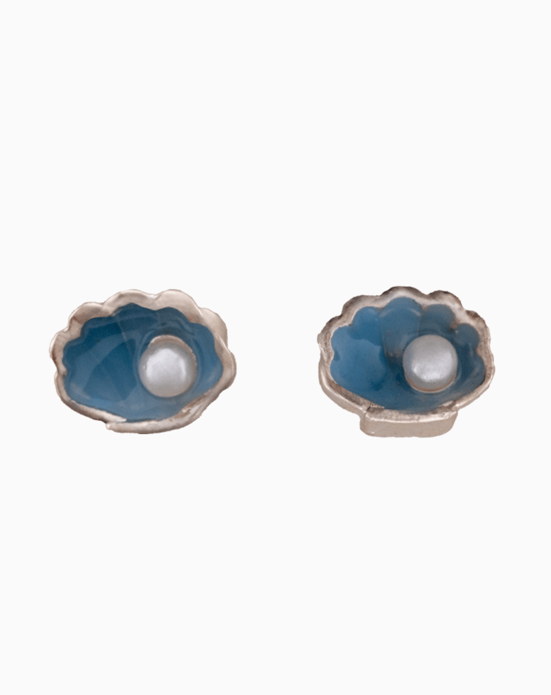 EAGSVCXX01000076 `Blue Seashell & Pearl Stud Earrings