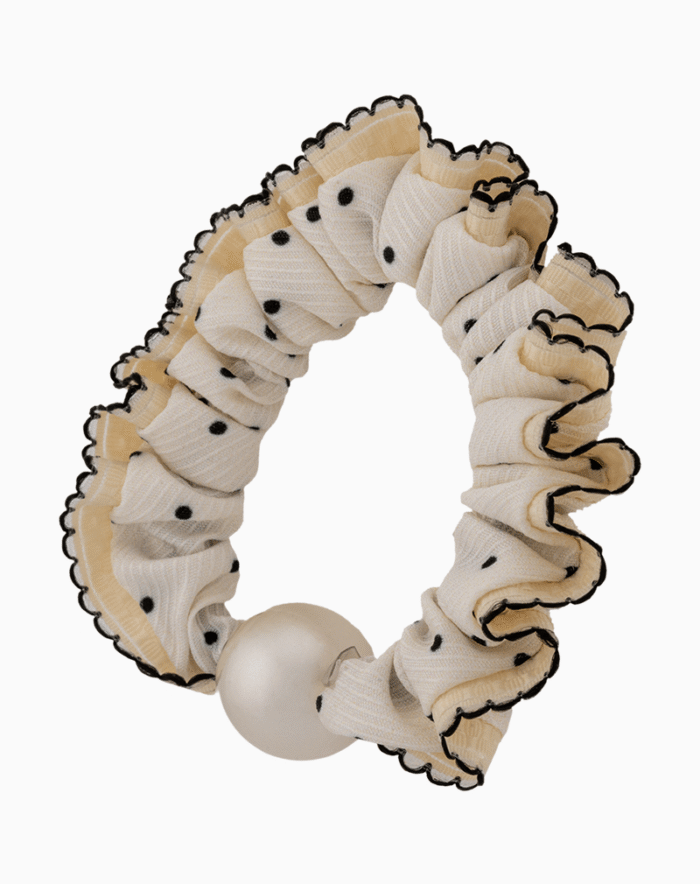 اسکرانچی موی زنانه شوکا طرح خال‌خالی مشکی با حاشیه سفید و مروارید - Image 2