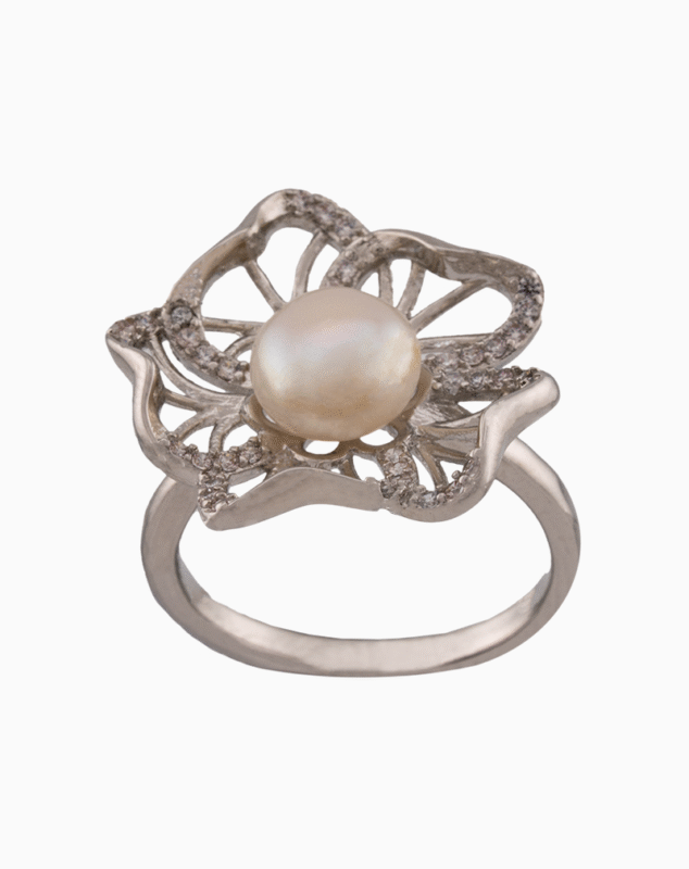 Shoucka Women’s Flower Pearl Adjustable Ring