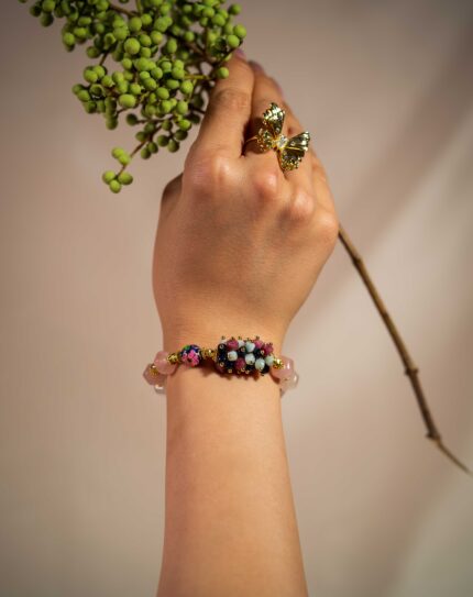 دستبند زنانه شوکا مدل سنگ‌های صورتی تزئینی