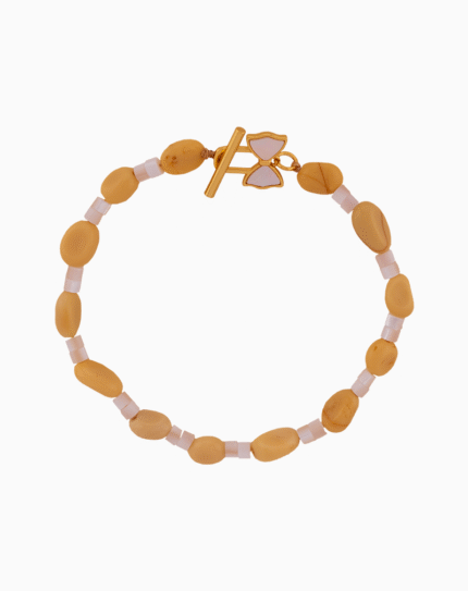 دستبند زنانه اونتورین و صدف شوکا