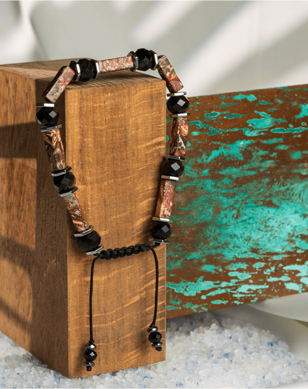 دستبند زنانه جاسپر قرمز و اونیکس مشکی | دست‌ساز طبیعی | شوکا