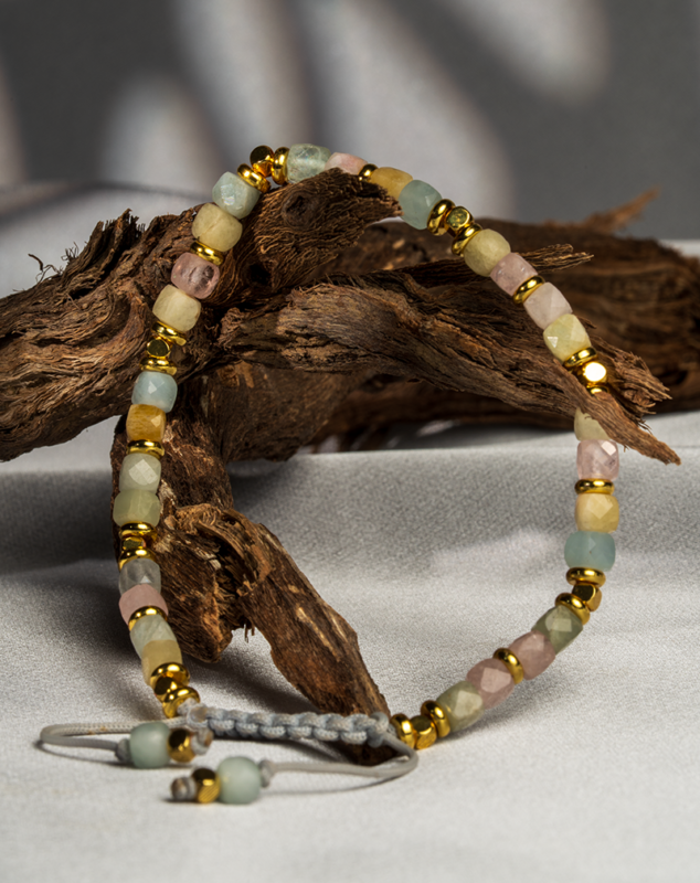 دستبند زنانه مورگانیت شوکا