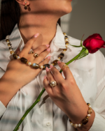 خرید ست زنانه «آفاق کهربایی» شوکا | عقیق قهوهای و مروارید کرمی