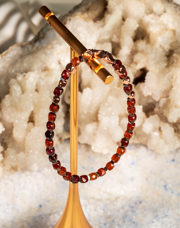 خرید دستبند مردانه جاسپر طبیعی قهوه‌ای شوکا | اکسسوری سنگ‌درمانی اصل