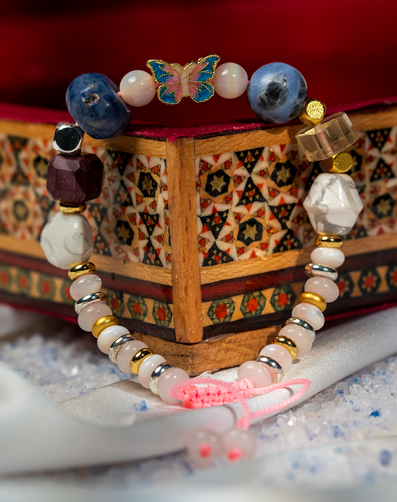 دستبند دستساز نوجوان شوکا – سری پروانه شرقی 5 دستبند دستساز نوجوان شوکا – سری پروانه شرقی 5