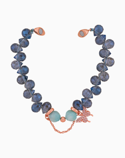 دستبند زنانه شوکا با سنگ آمازونیت و کریستال آبی، آویز خرس مسی، طراحی دست‌ساز و ترندی.