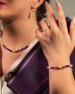 خرید ست آمتیست و مروارید شوکا شامل گردنبند، دستبند و گوشواره با سنگ آمتیست طبیعی و مروارید سفید. ست زنانه دست‌ساز با طراحی ظریف و کلاسیک.